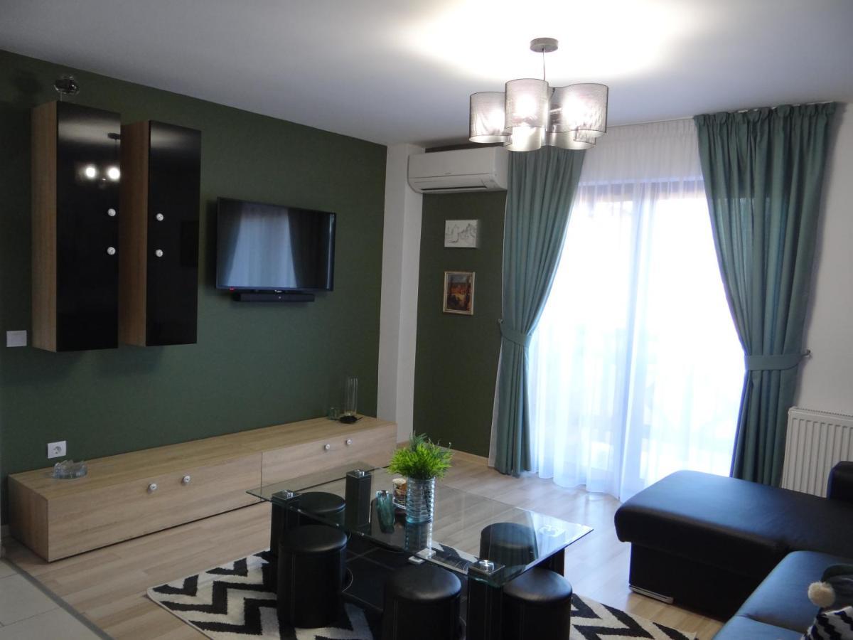 Rose Apartment
