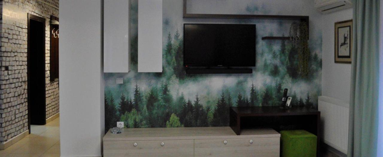 Rose Apartment *