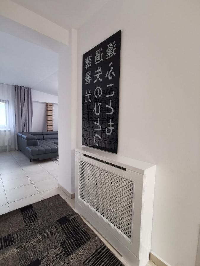 Rose Apartment
