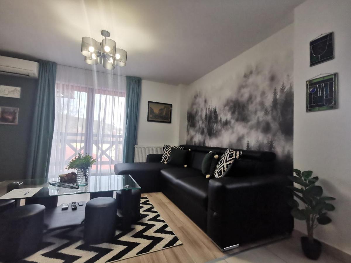 Rose Apartment